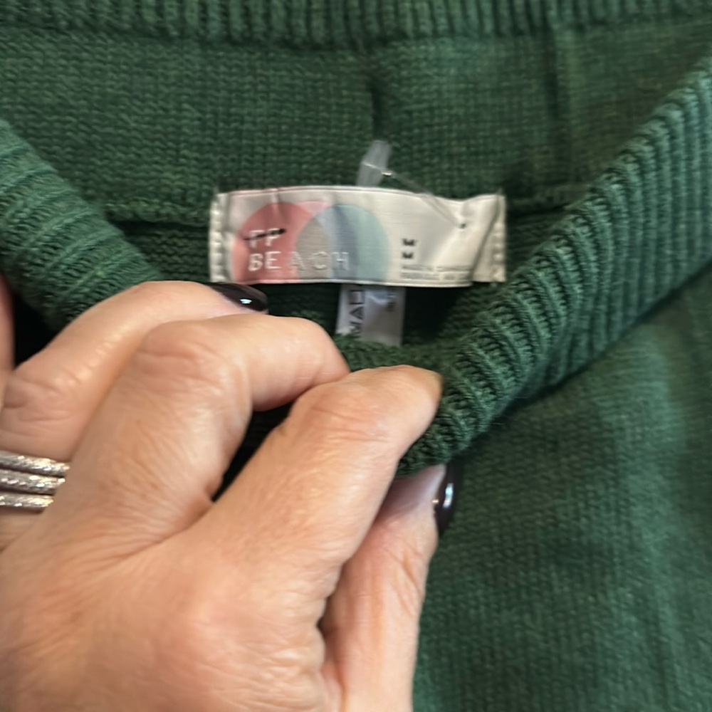 Free People Deep Green Wide Leg Knit Pants with Matching Pullover - Picture 7 of 9